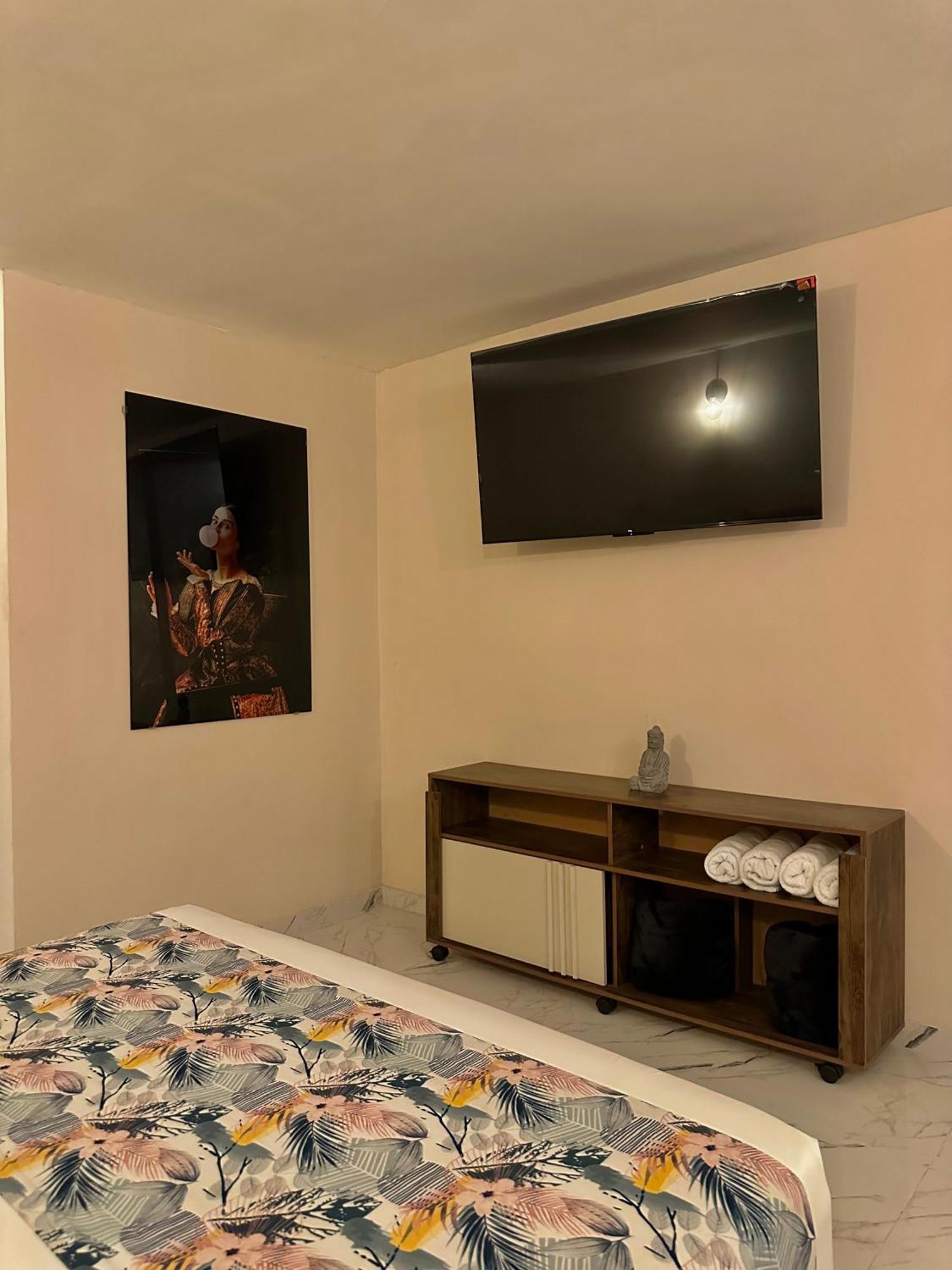 Hotel Bali At Poblado Меделин Екстериор снимка