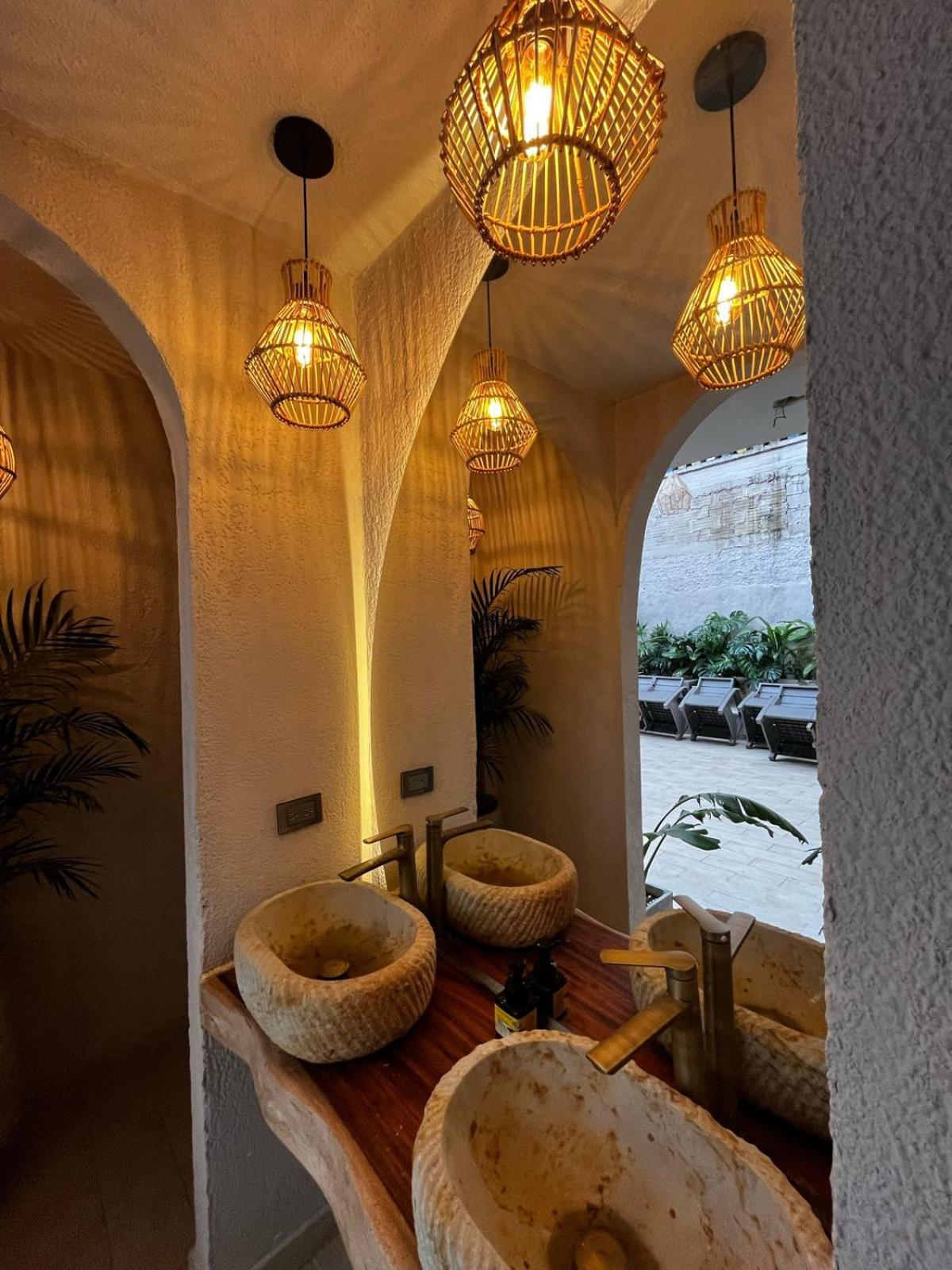 Hotel Bali At Poblado Меделин Екстериор снимка